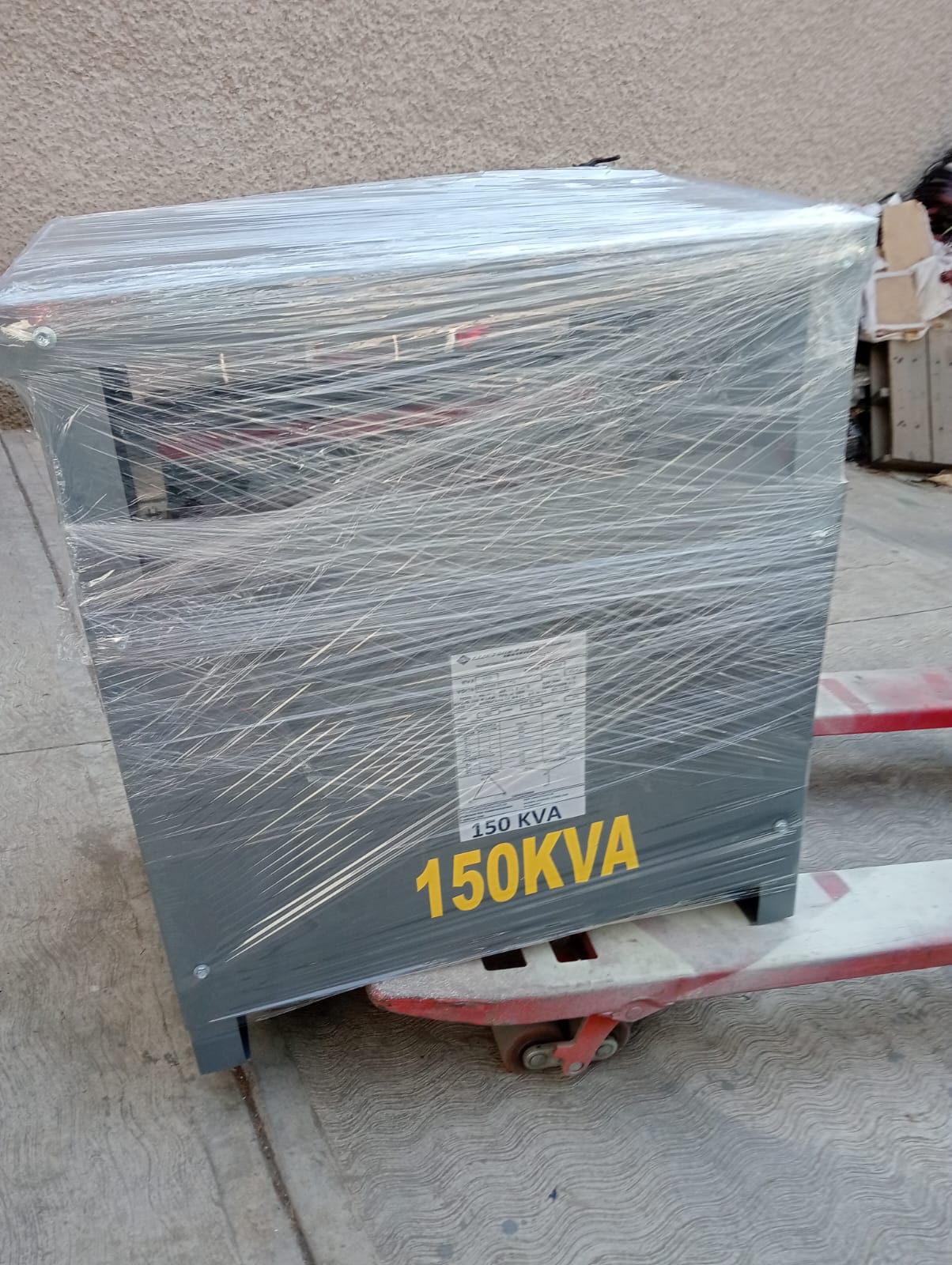 Transformador Trifasico Tipo seco 150 kva , 220/380/400/440/460/480 V